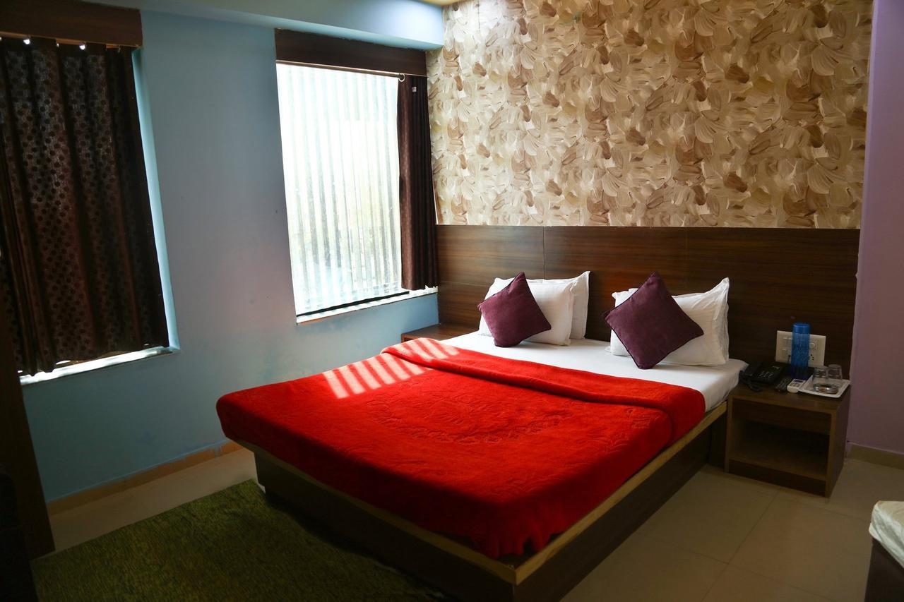 Hotel Citizen Inn Ахмедабад Экстерьер фото